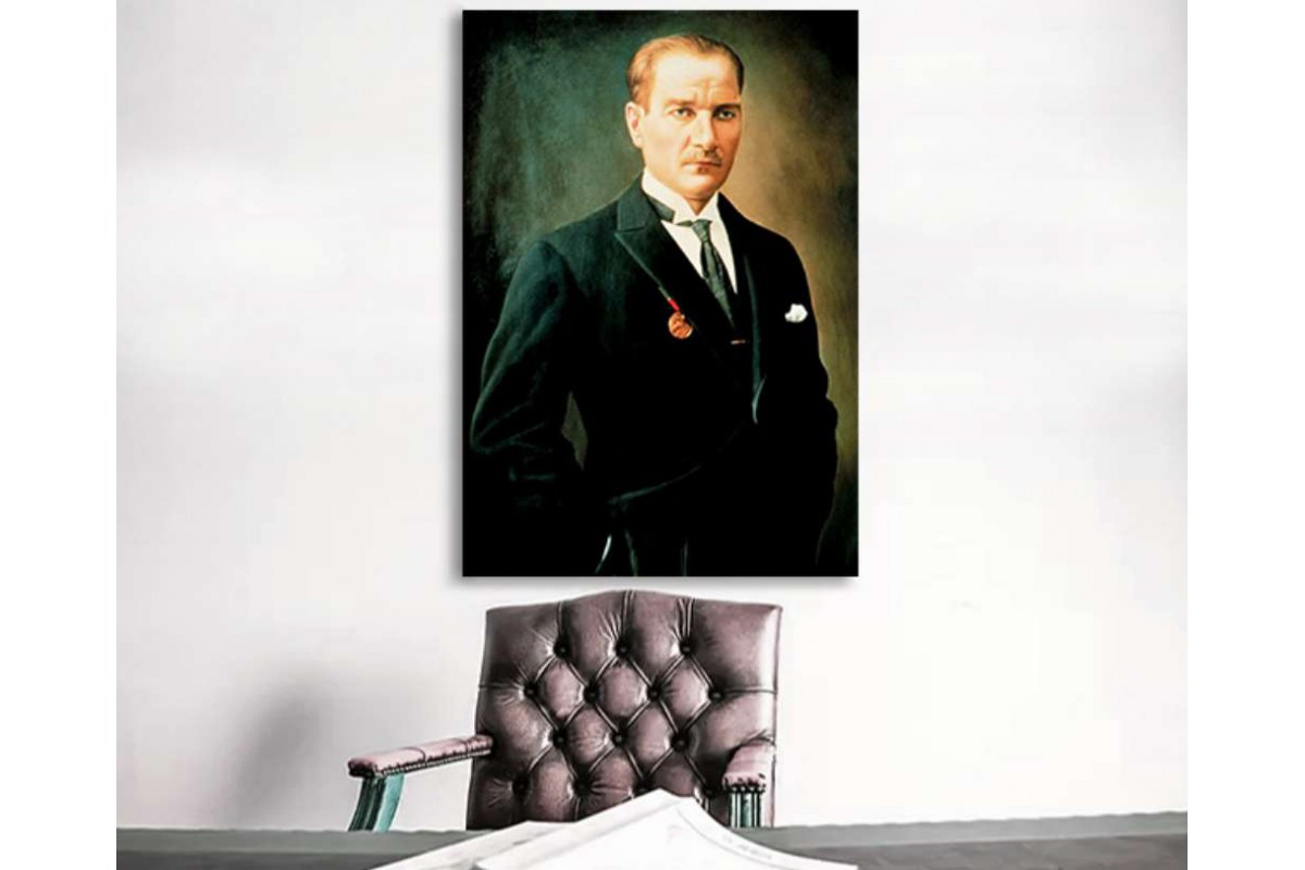 skra26 - Yağlı Boya Görünümlü Renkli Atatürk Portresi Kanvas Tablo